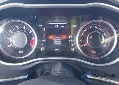 2015 Dodge Challenger Srt 392 from USA, damaged, VIN 2C3CDZDJ9FH714212